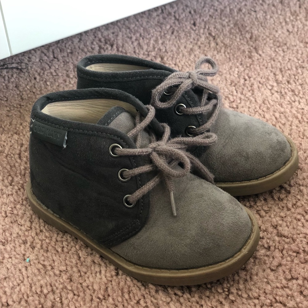 Baby shoes size 5
